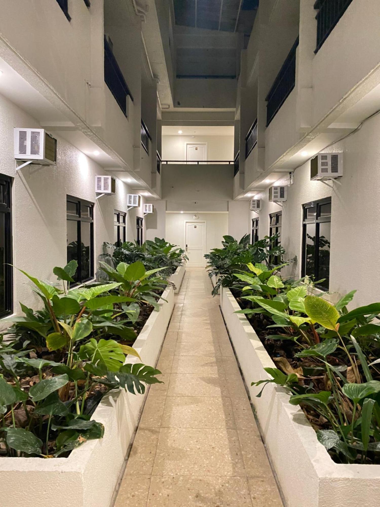 Rudolfo Suites 罗哈斯城 外观 照片